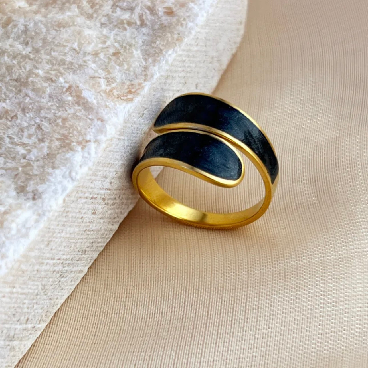 Anillo ajustable negro - acero inoxidable