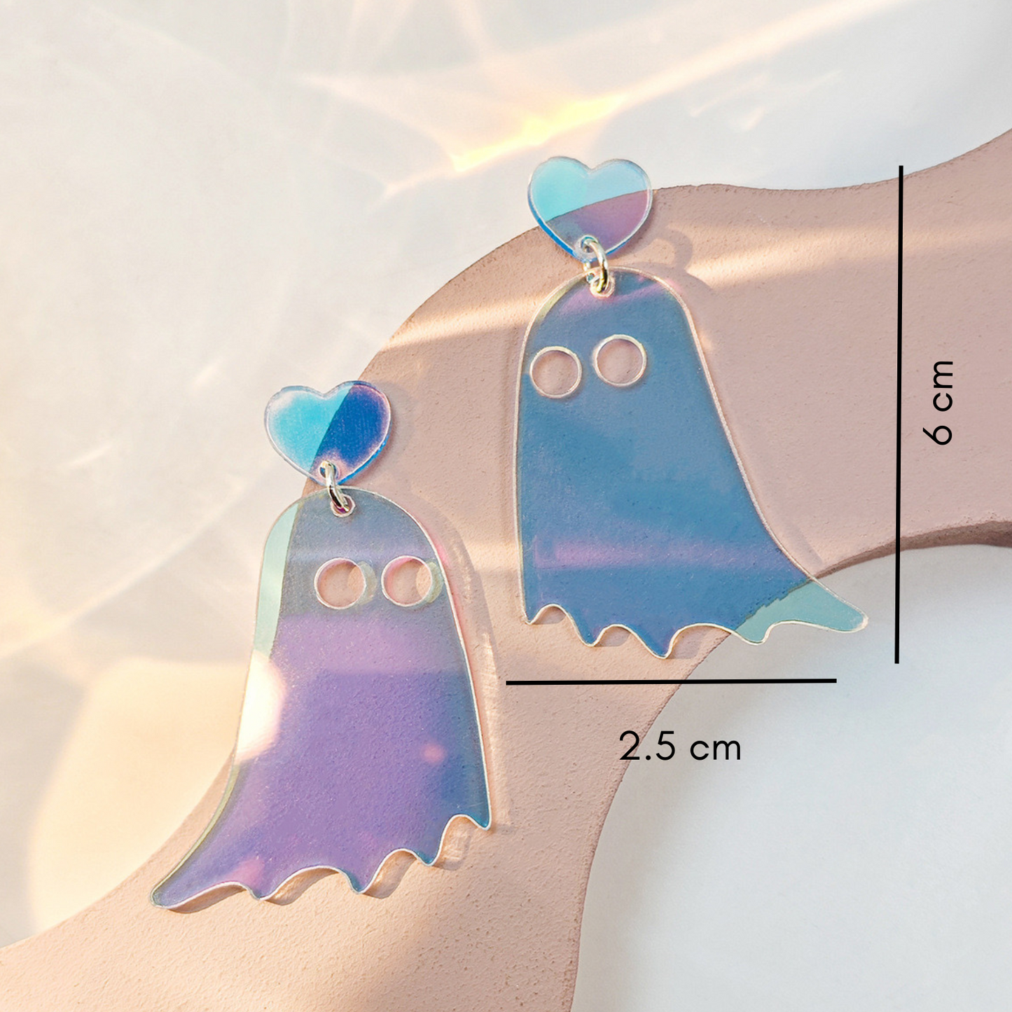 Aretes fantasmitas tornasol