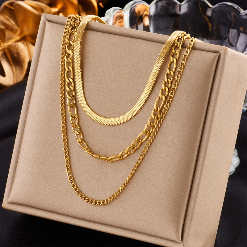 Collar en capas- acero inoxidable