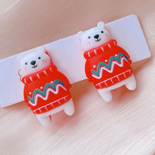 Aretes de clip ositos con suéter