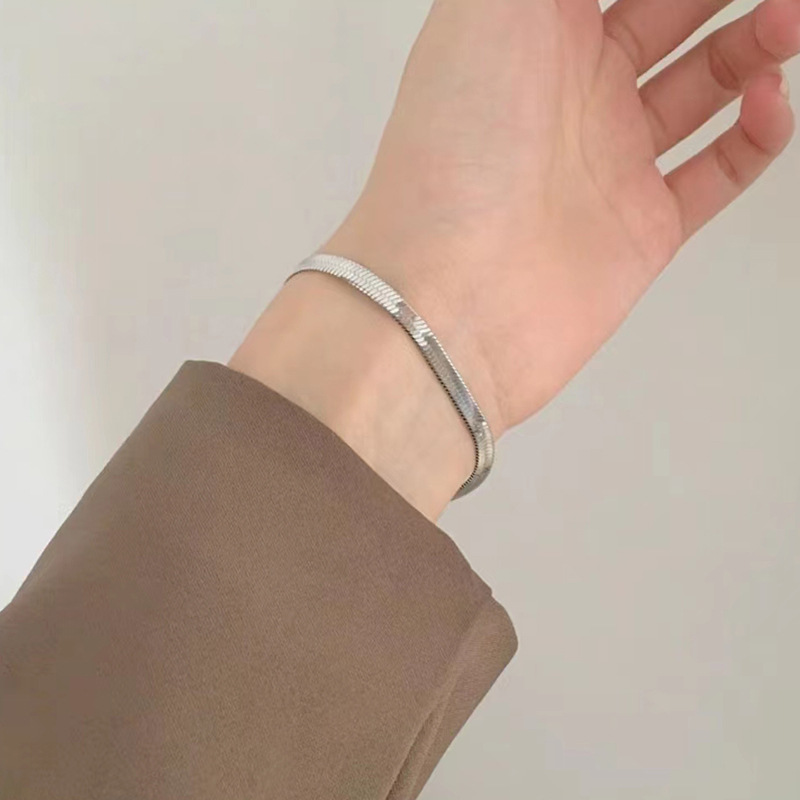 Pulsera serpiente plateada - acero inoxidable