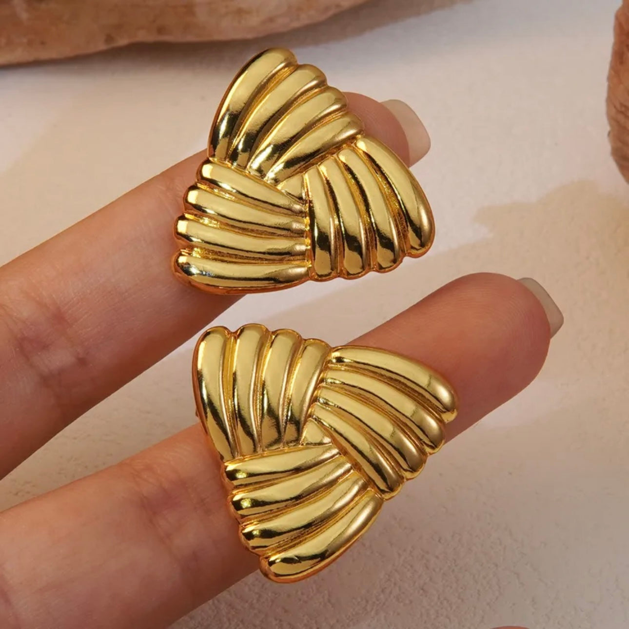 Aretes triangulares- acero inoxidable