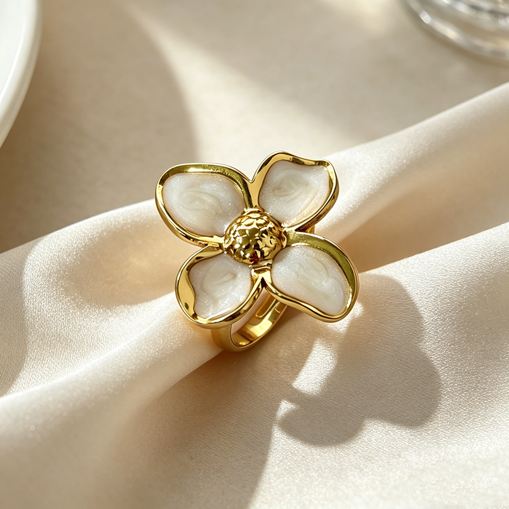 Anillo ajustable flor blanca - acero inoxidable