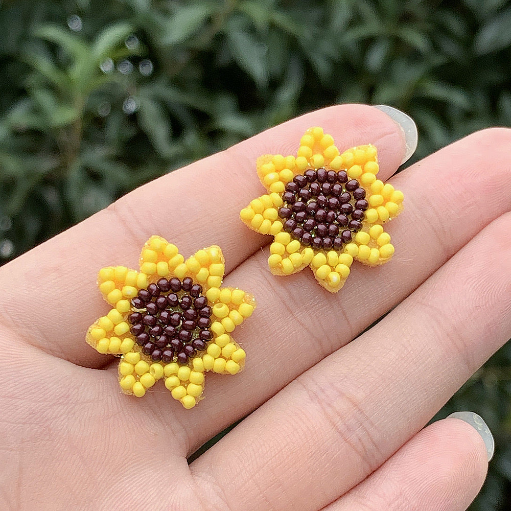 Aretes de girasoles