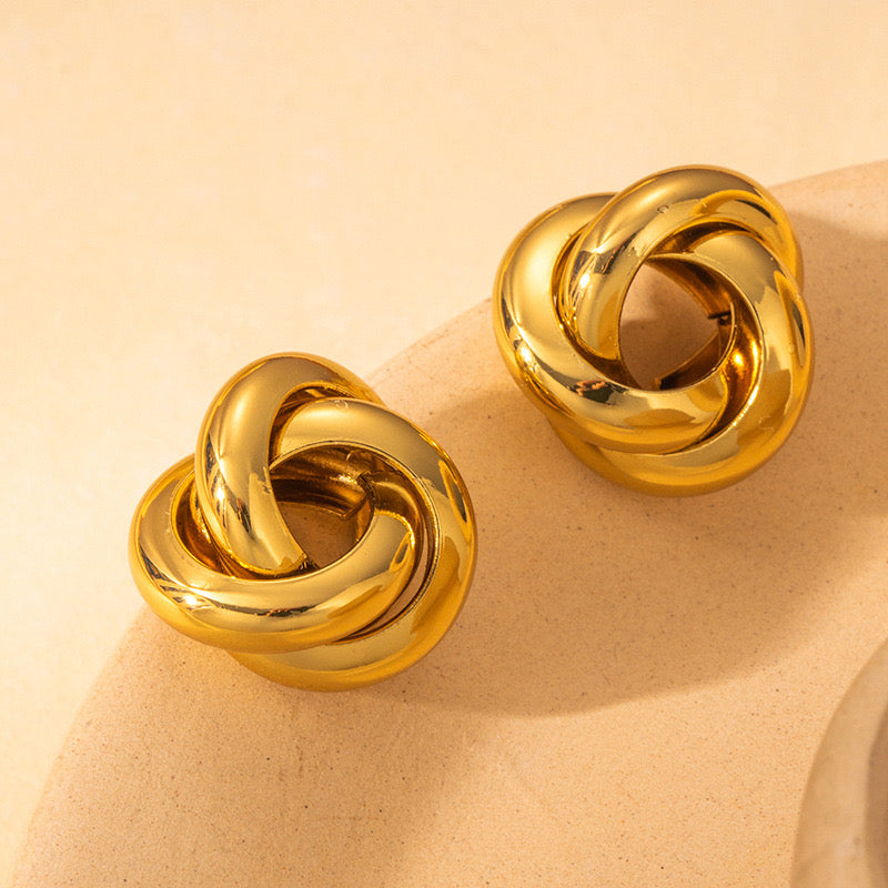 Aretes pequeños dorados - acero inoxidable