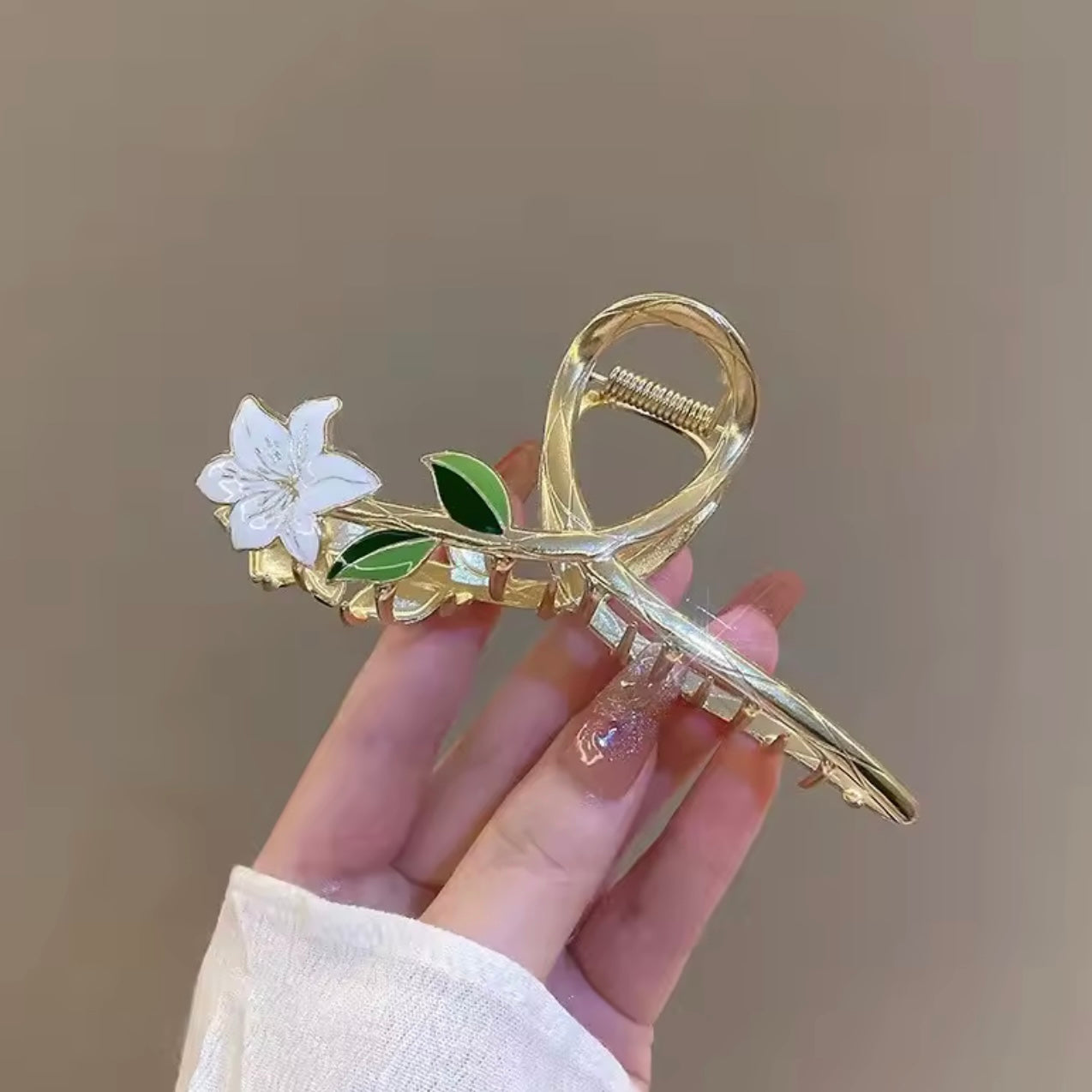 Pinza para cabello - flor blanca