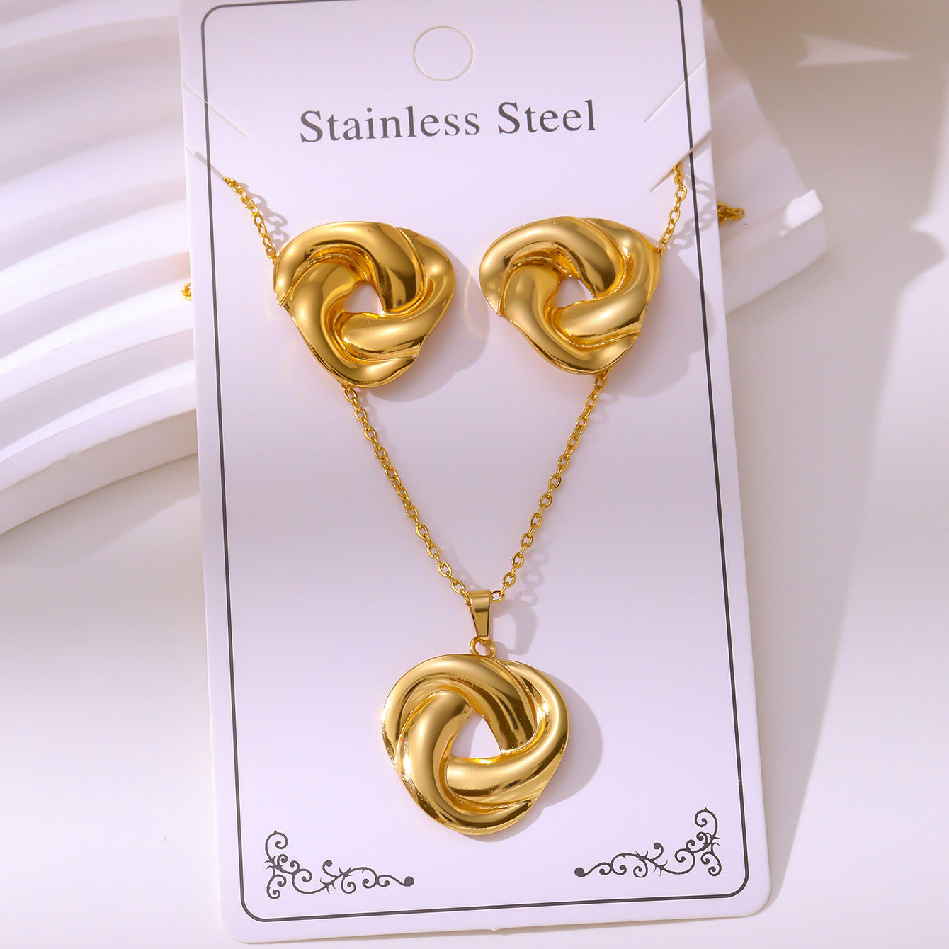 Set de collar + aretes- acero inoxidable