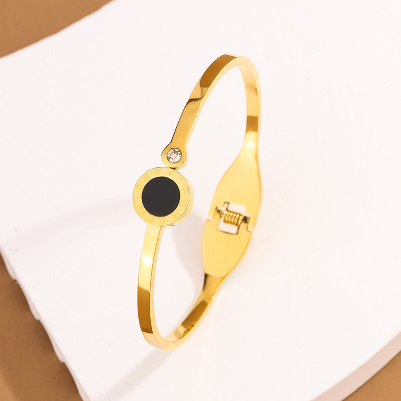 Pulsera dorada romana- acero inoxidable
