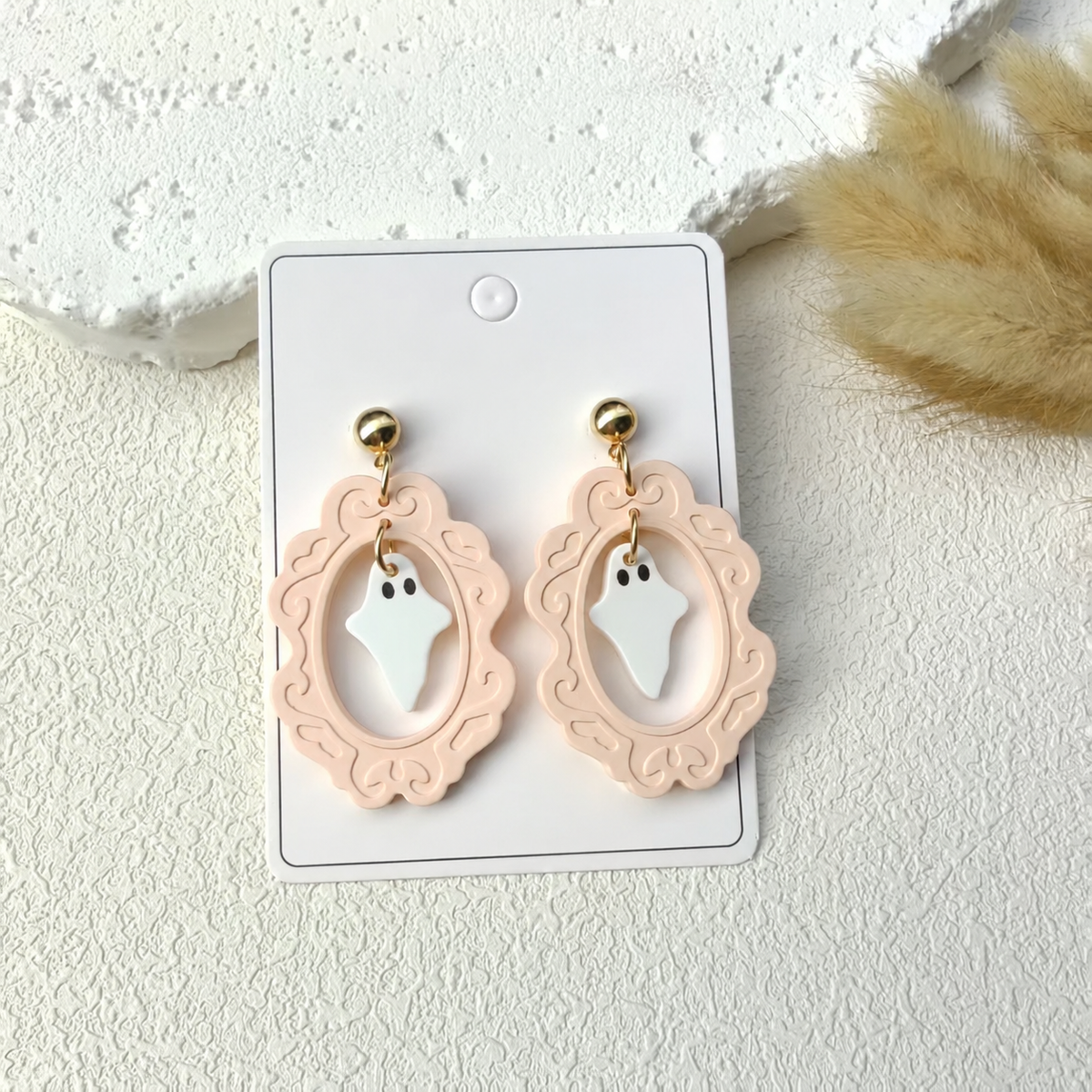 Aretes de fantasmas borde espejo