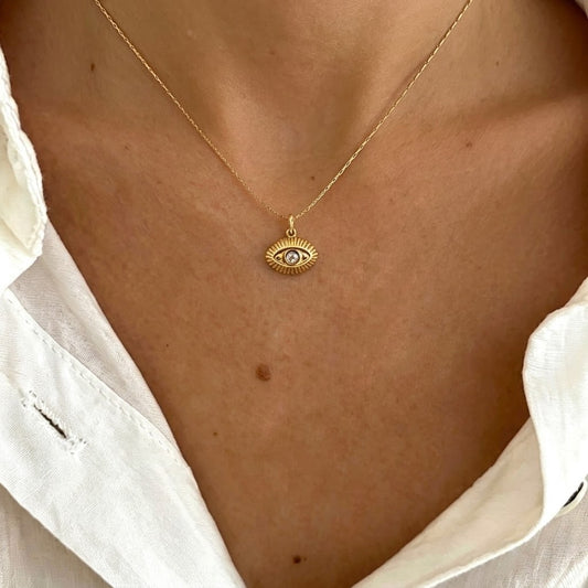 Collar de ojito dorado- acero inoxidable