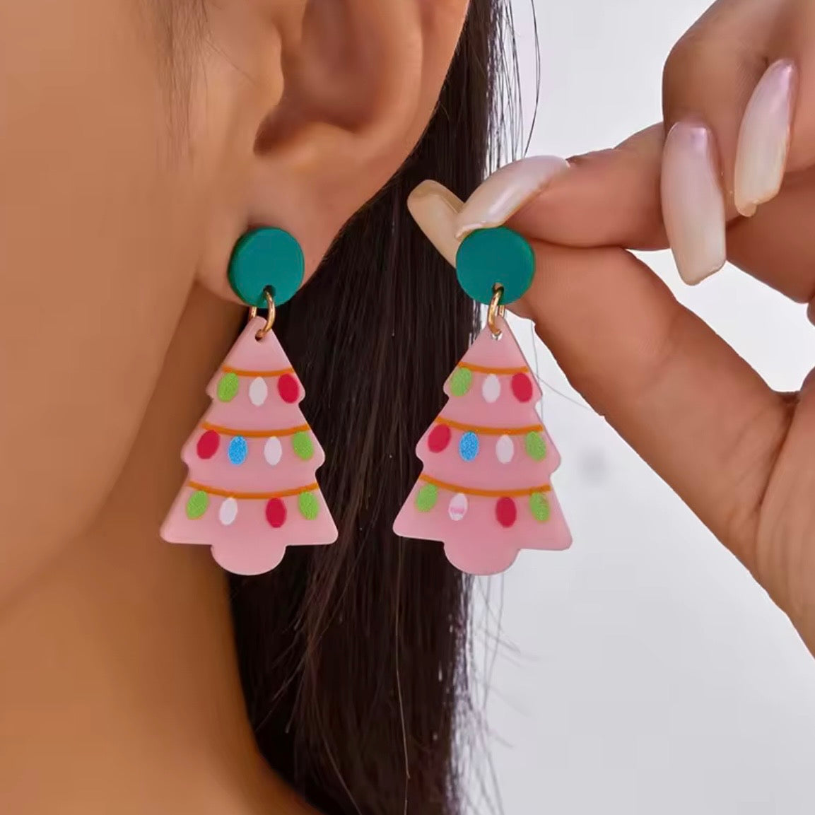 Aretes arbolitos rosados