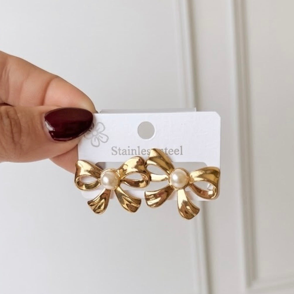 Aretes lazos con perlita - Acero inoxidable