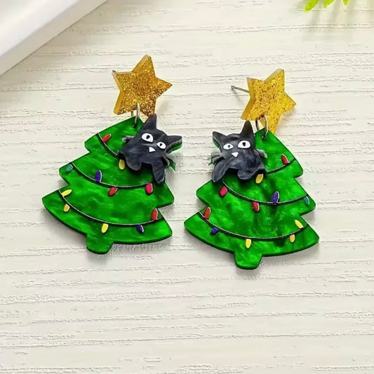 Aretes de árbol navideño y gatito negro