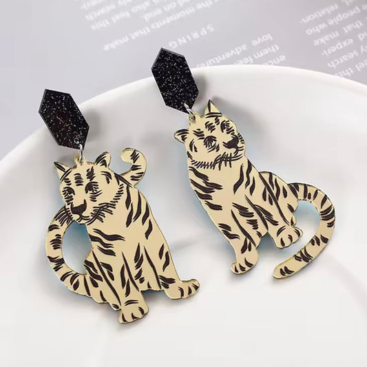 Aretes tigres dorados