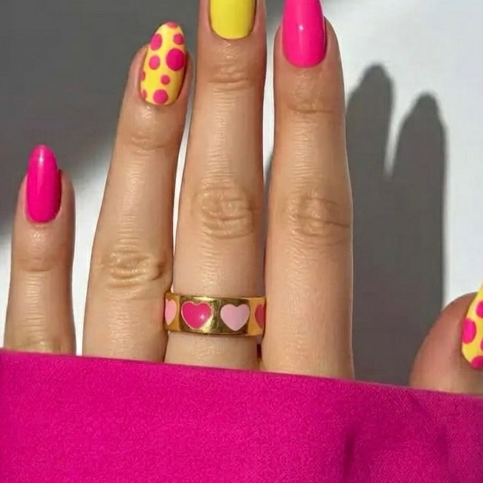 Anillo ajustable corazones rosas- acero inoxidable