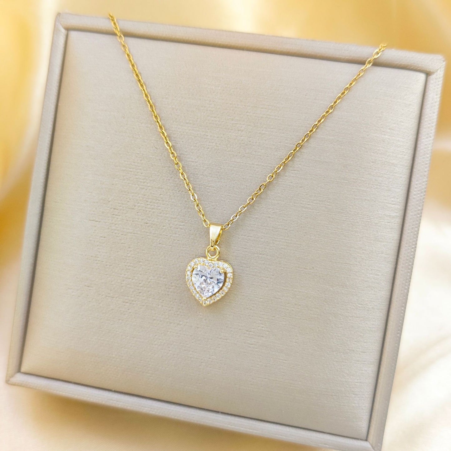 Collar corazón plateado - acero inoxidable