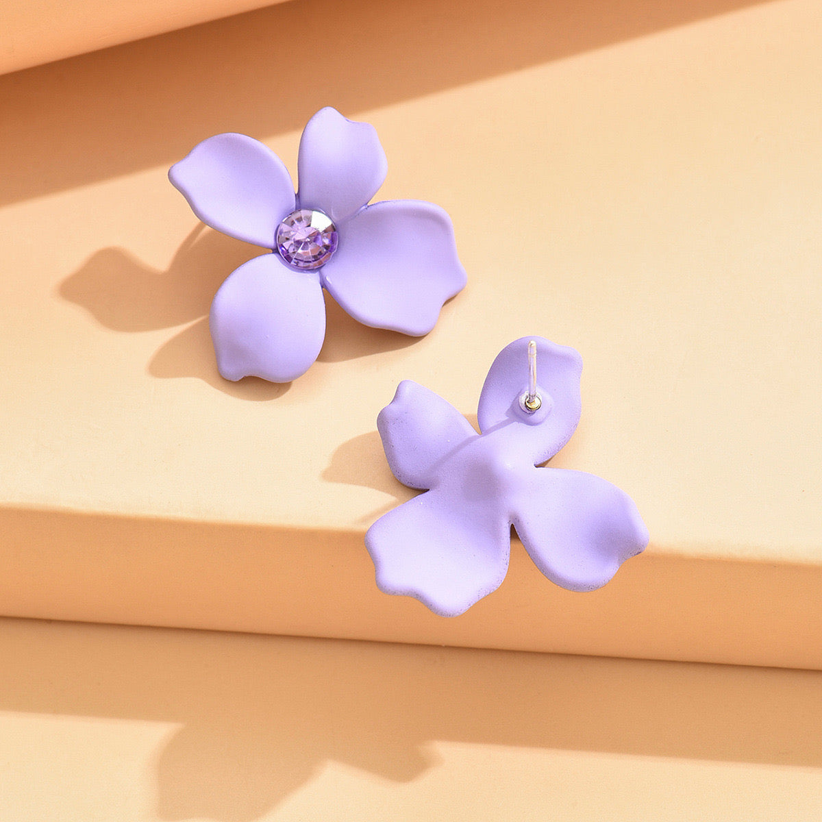Aretes de florecitas lilas