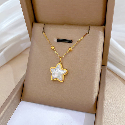 Collar de acero inoxidable con bolitas y estrella