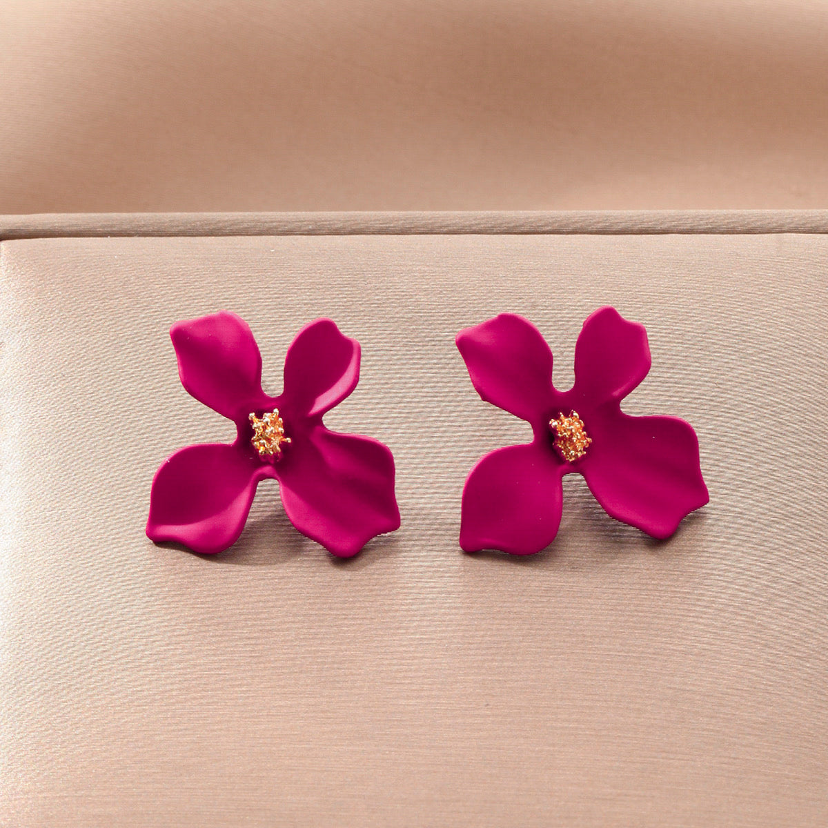 Aretes de flores rosadas