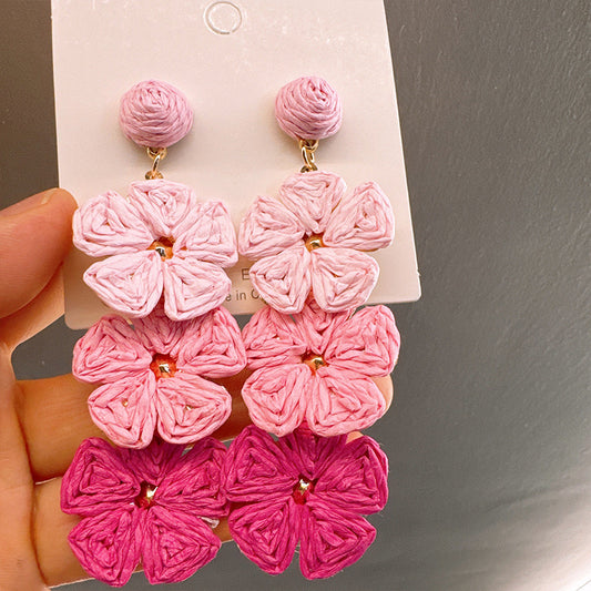 Aretes de 3 flores rosadas