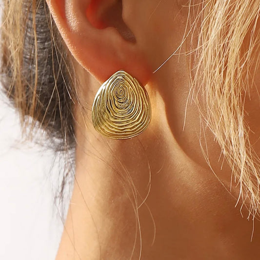 Aretes dorados