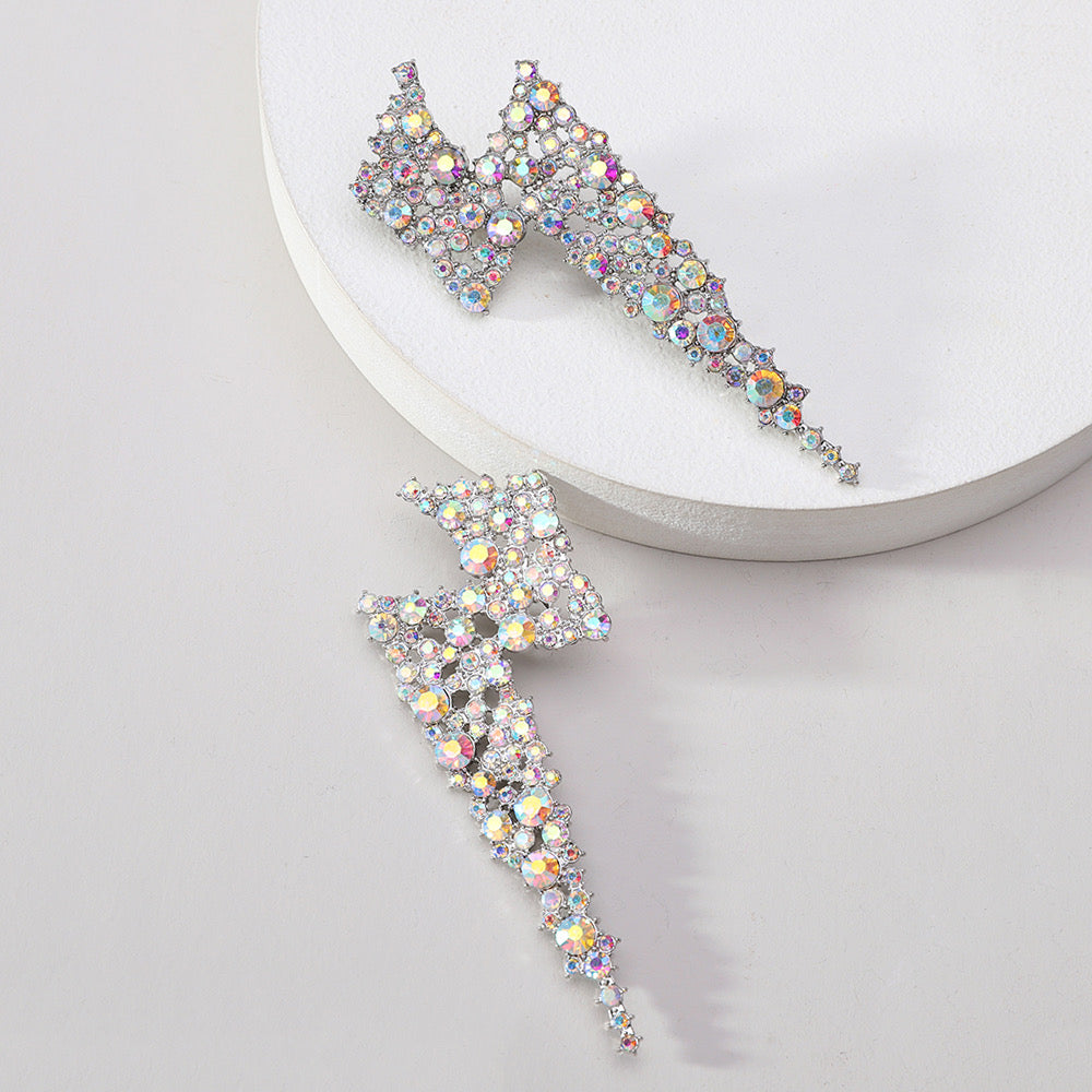 Aretes rayo con pedrería