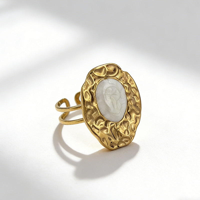 Anillo ajustable ovalado con textura- acero inoxidable