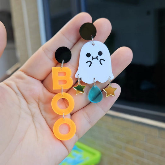 Aretes boo