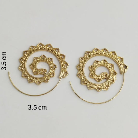 Aretes en espiral dorados