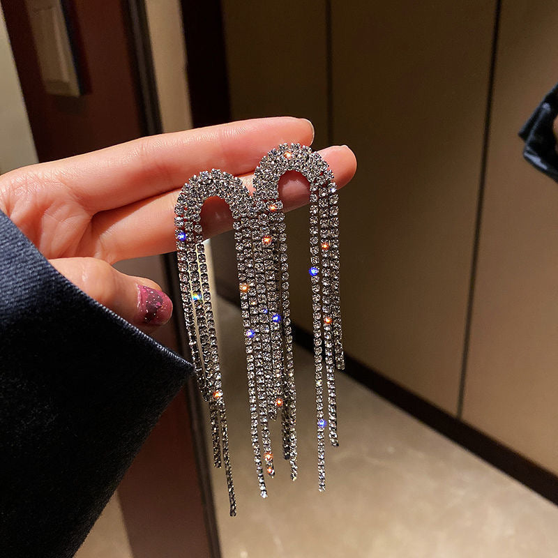 Aretes largos plateados