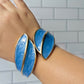 Brazalete azul y dorado