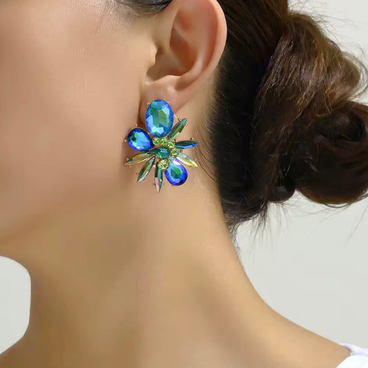 Aretes de pedrería azul y verde