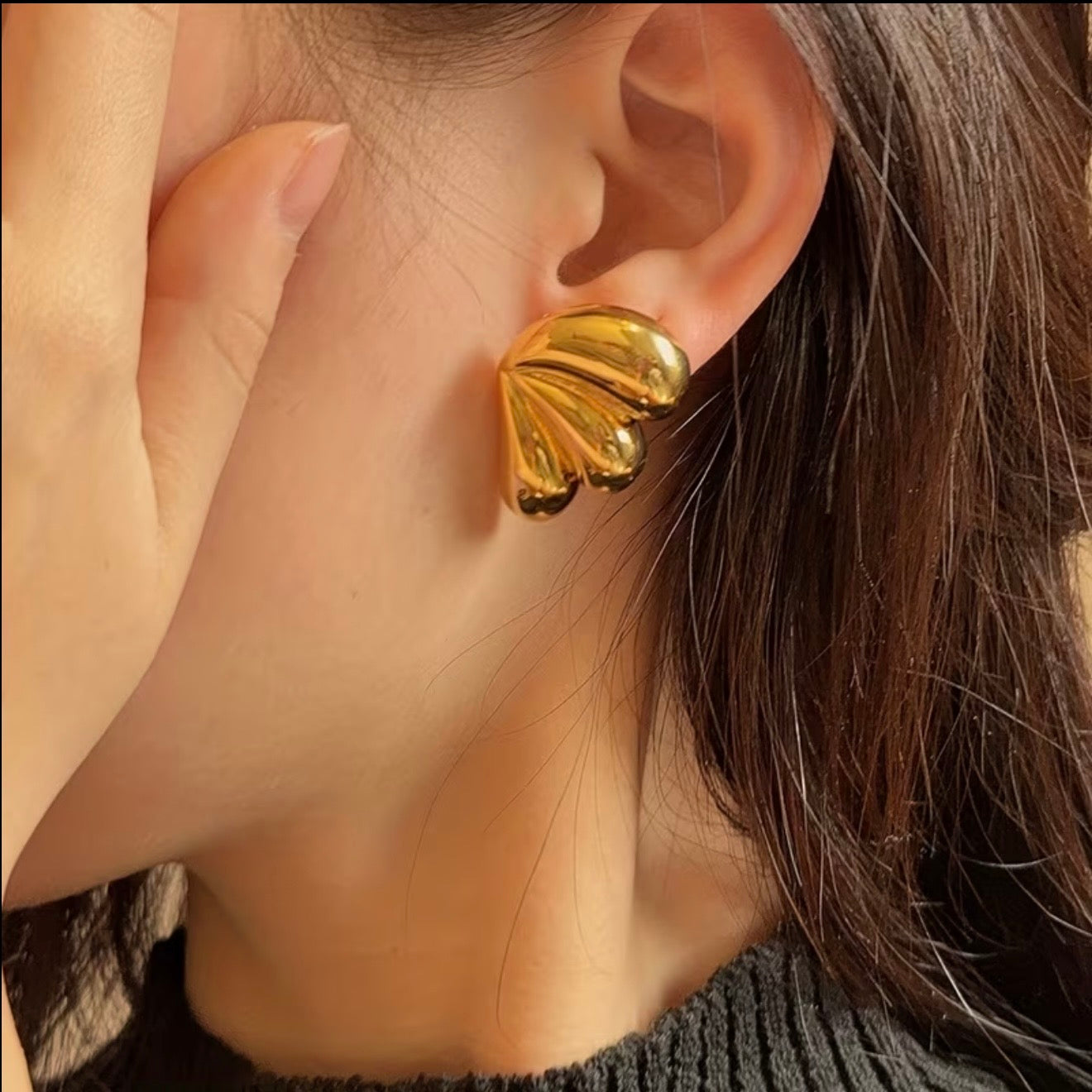 Aretes dorados alitas- acero inoxidable