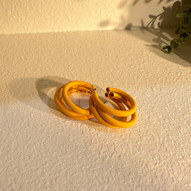 Aretes triple aro- amarillo