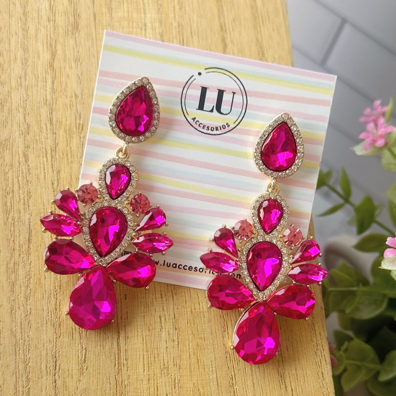 Aretes largos de pedrería - rosado