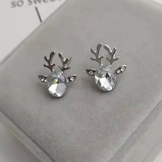 Aretes de renos plateados