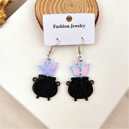 Aretes fantasmas en caldero