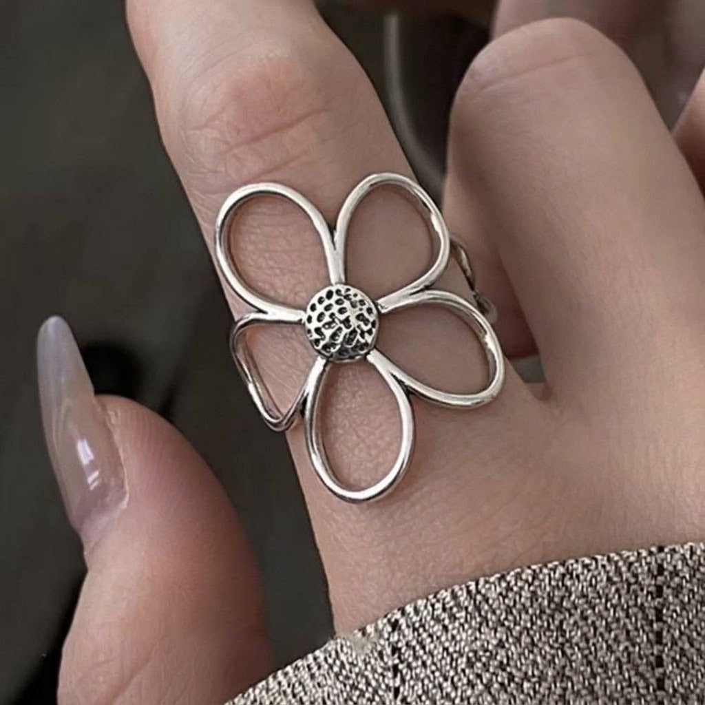 Anillo ajustable flor plateada - acero inoxidable