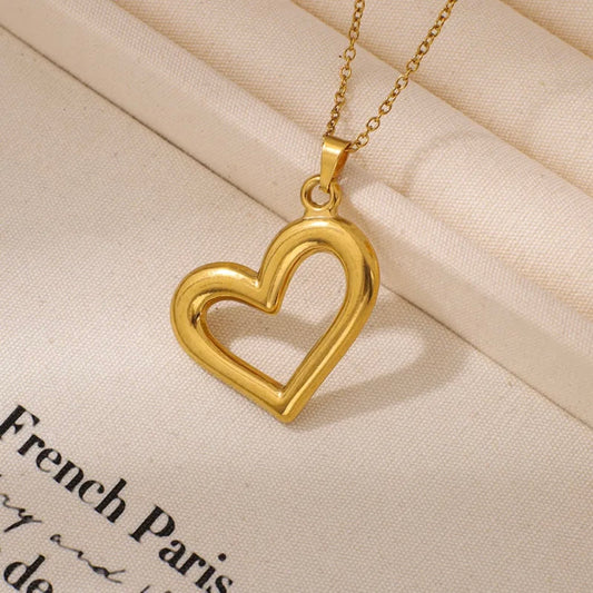 Collar borde corazón dorado-acero inoxidable