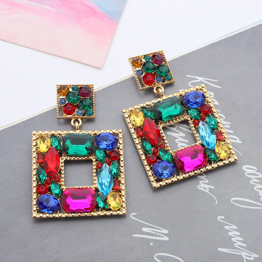 Aretes cuadrados de colores