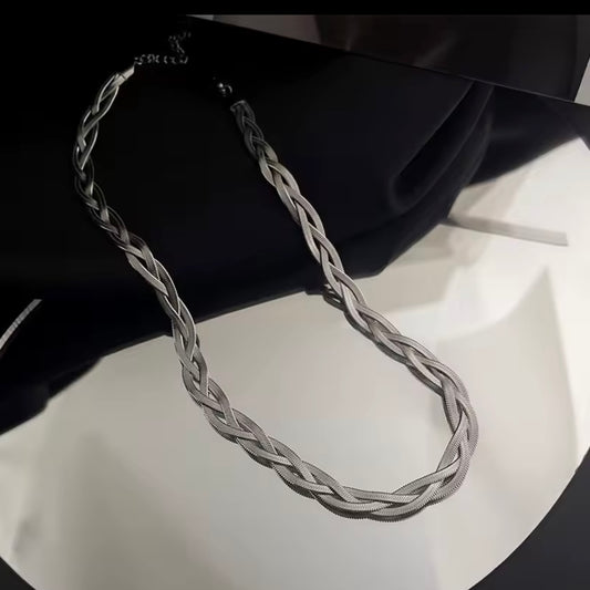 Collar trenza plateado - acero inoxidable