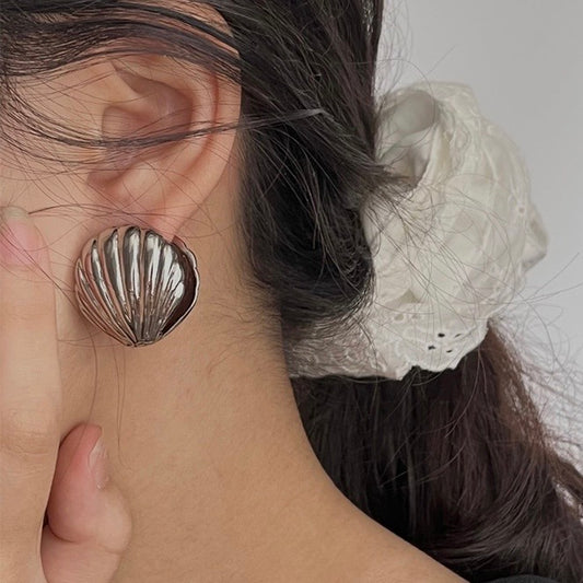 Aretes almejas plateadas