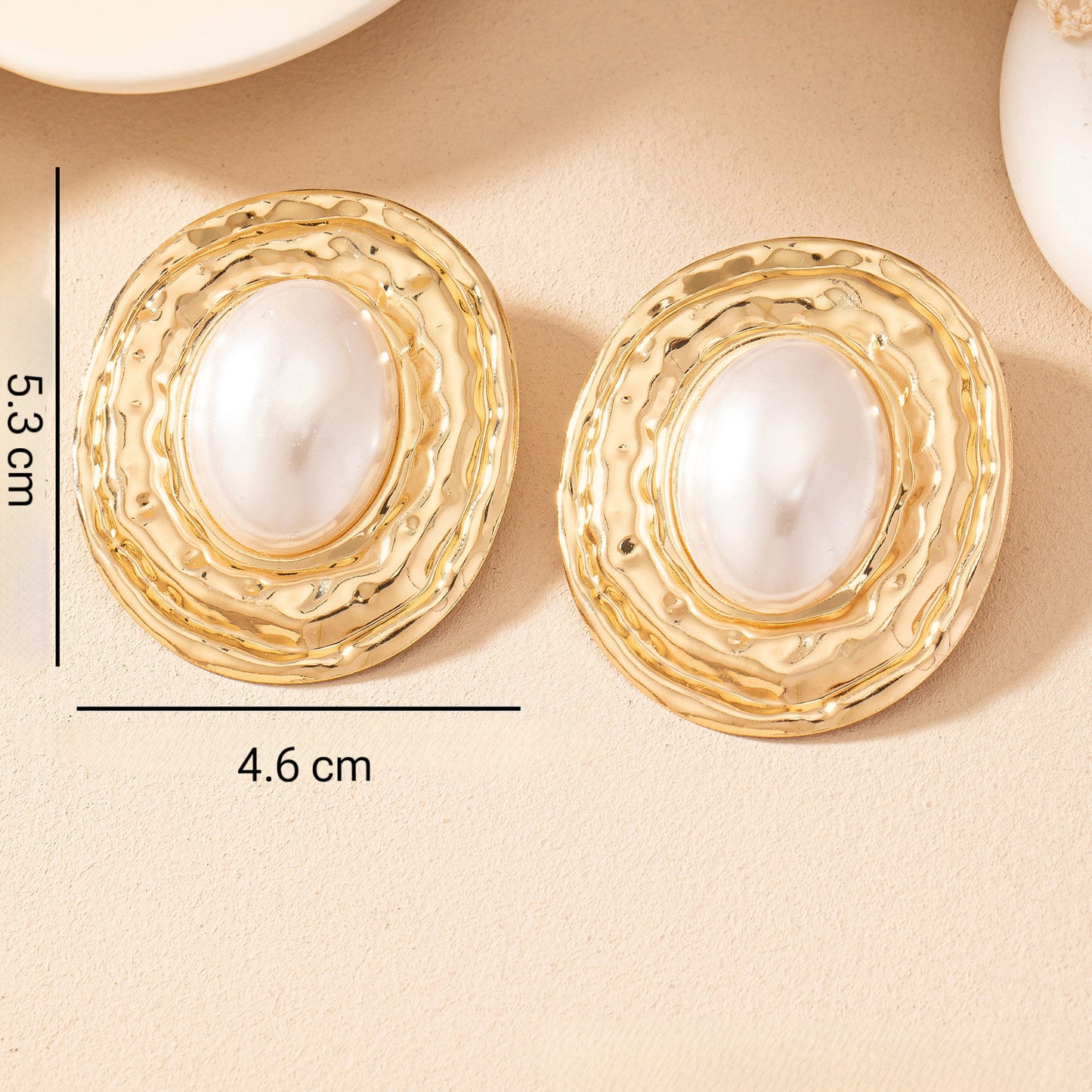 Aretes grandes redondos dorados