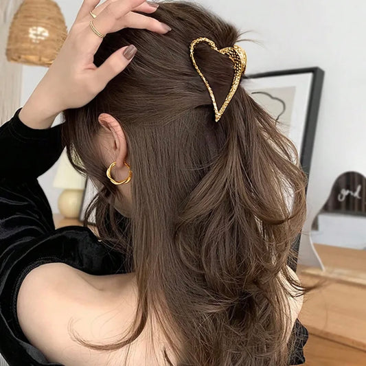 Pinza para cabello en forma de corazón - dorado