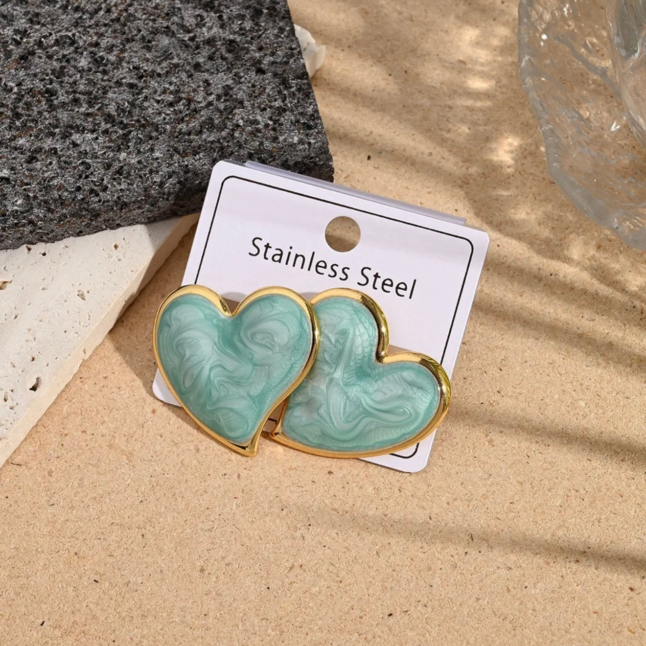Aretes corazones verdes- acero inoxidable