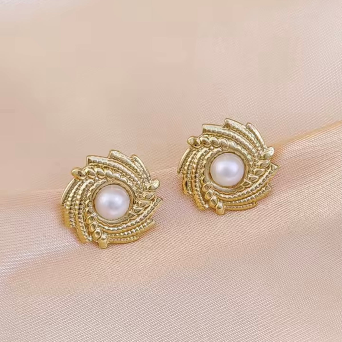 Aretes cruzados con perlita  - acero inoxidable