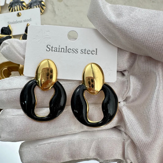 Aretes negros- acero inoxidable