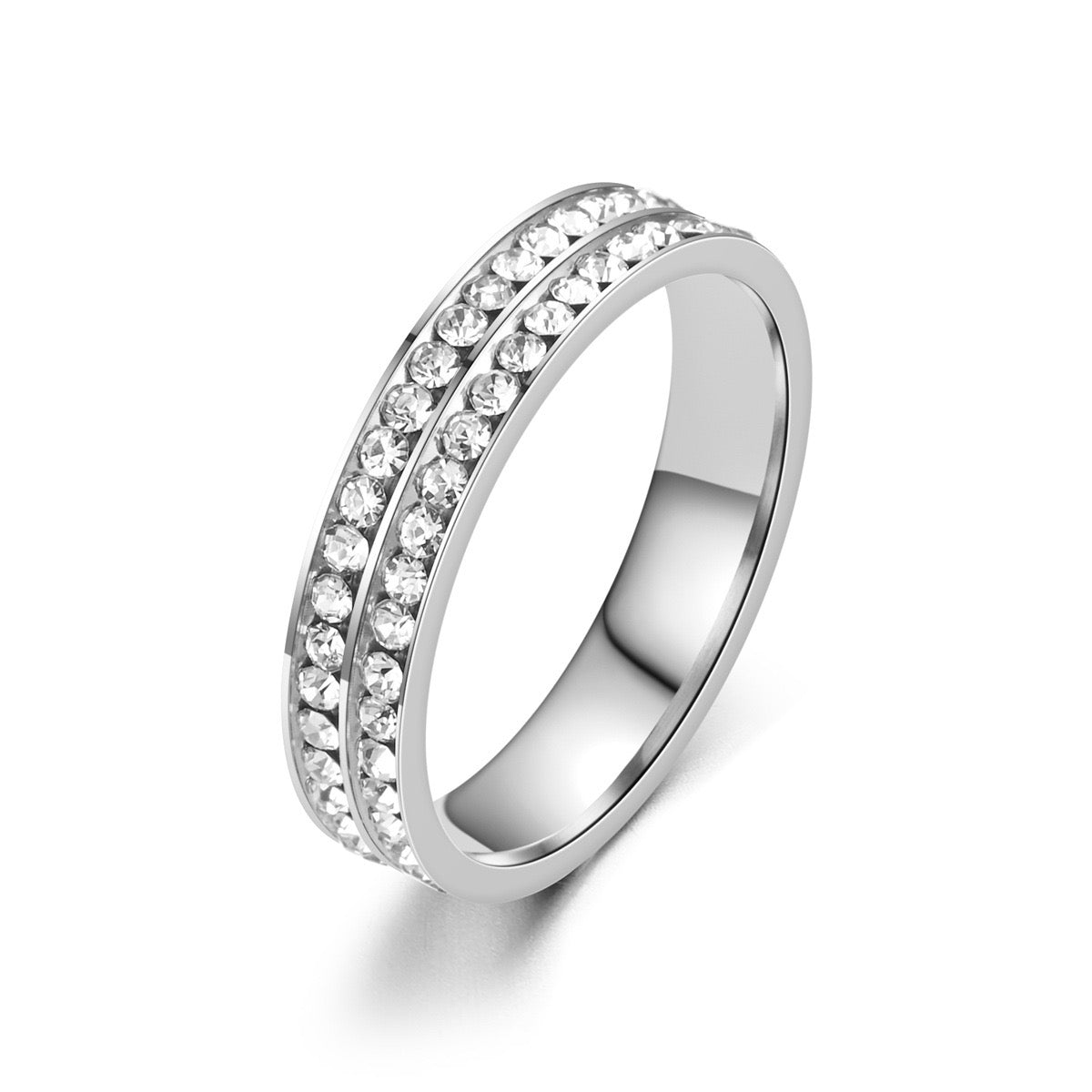 Anillo de acero con pedrería plateado- talla 10