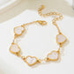 Pulsera de corazones blancos