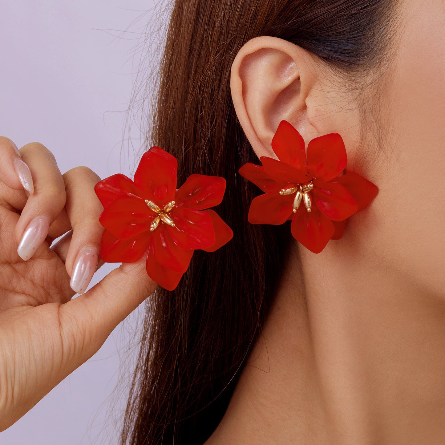 Aretes grandes de flores rojas
